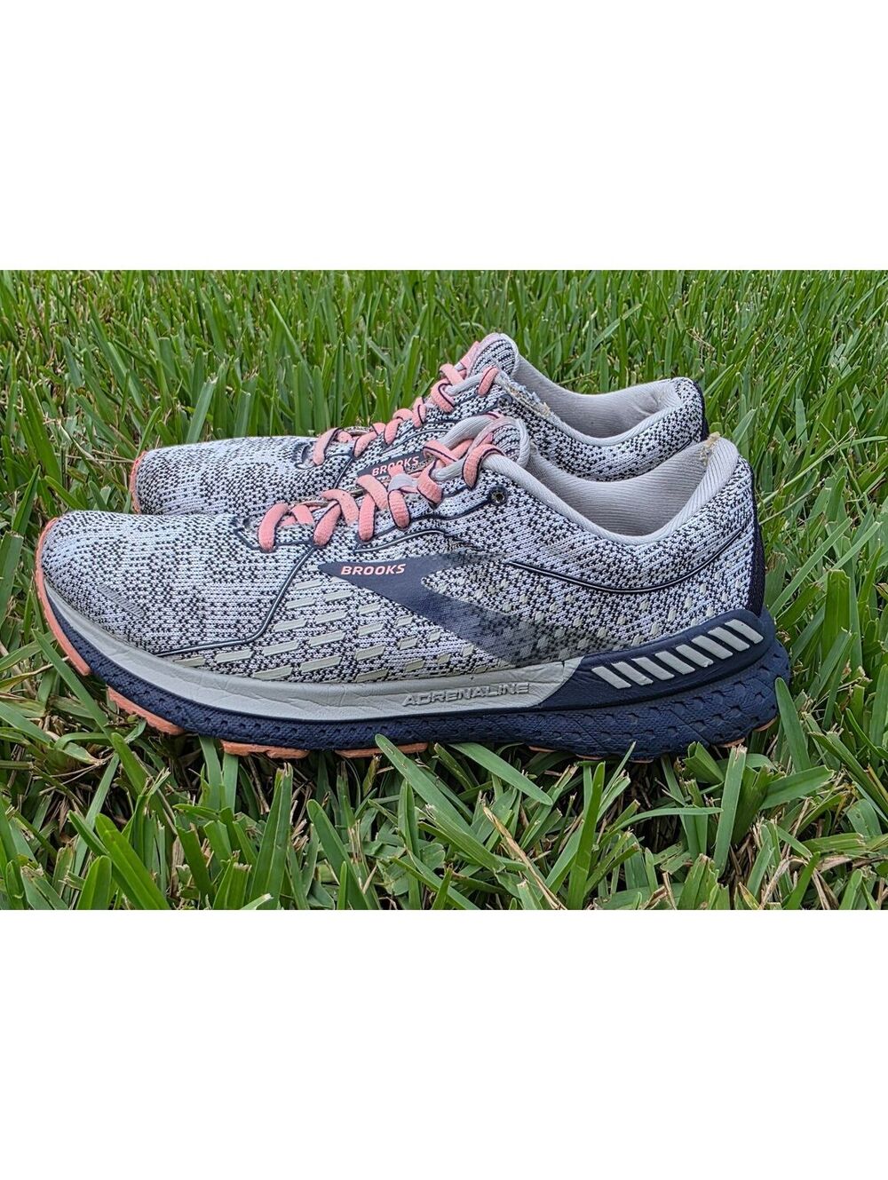 Brooks Adrenaline GTS 21 Women’s 8.5 Running Shoes Gray Pink Navy Athletic